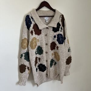 Van Heusen Vintage 80s Hand Embroidered Cottagecore Leaves Knit Cardigan- Small